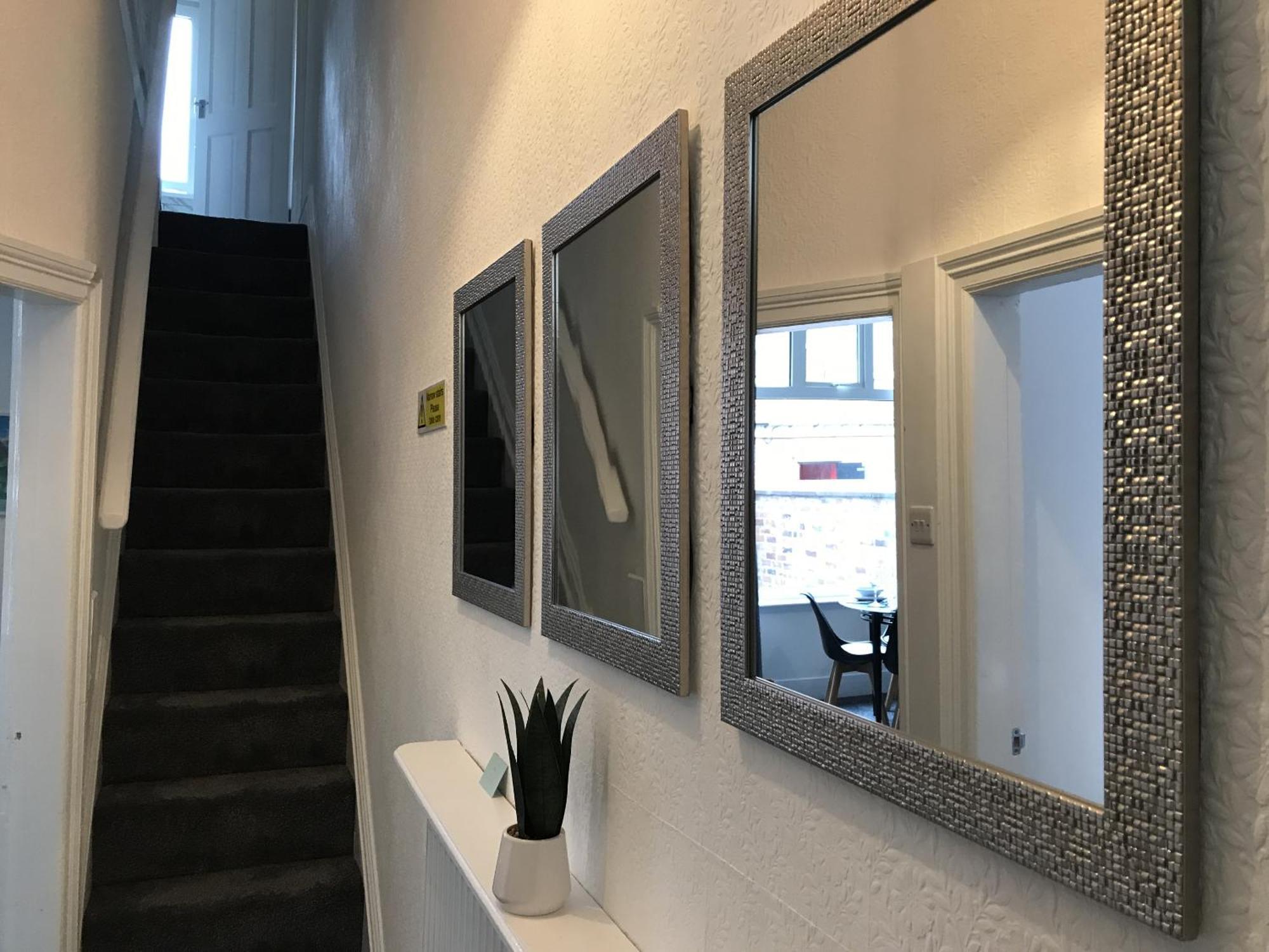Bright Spacious 3-Bed With Office & Patio, Preston Preston  Kültér fotó