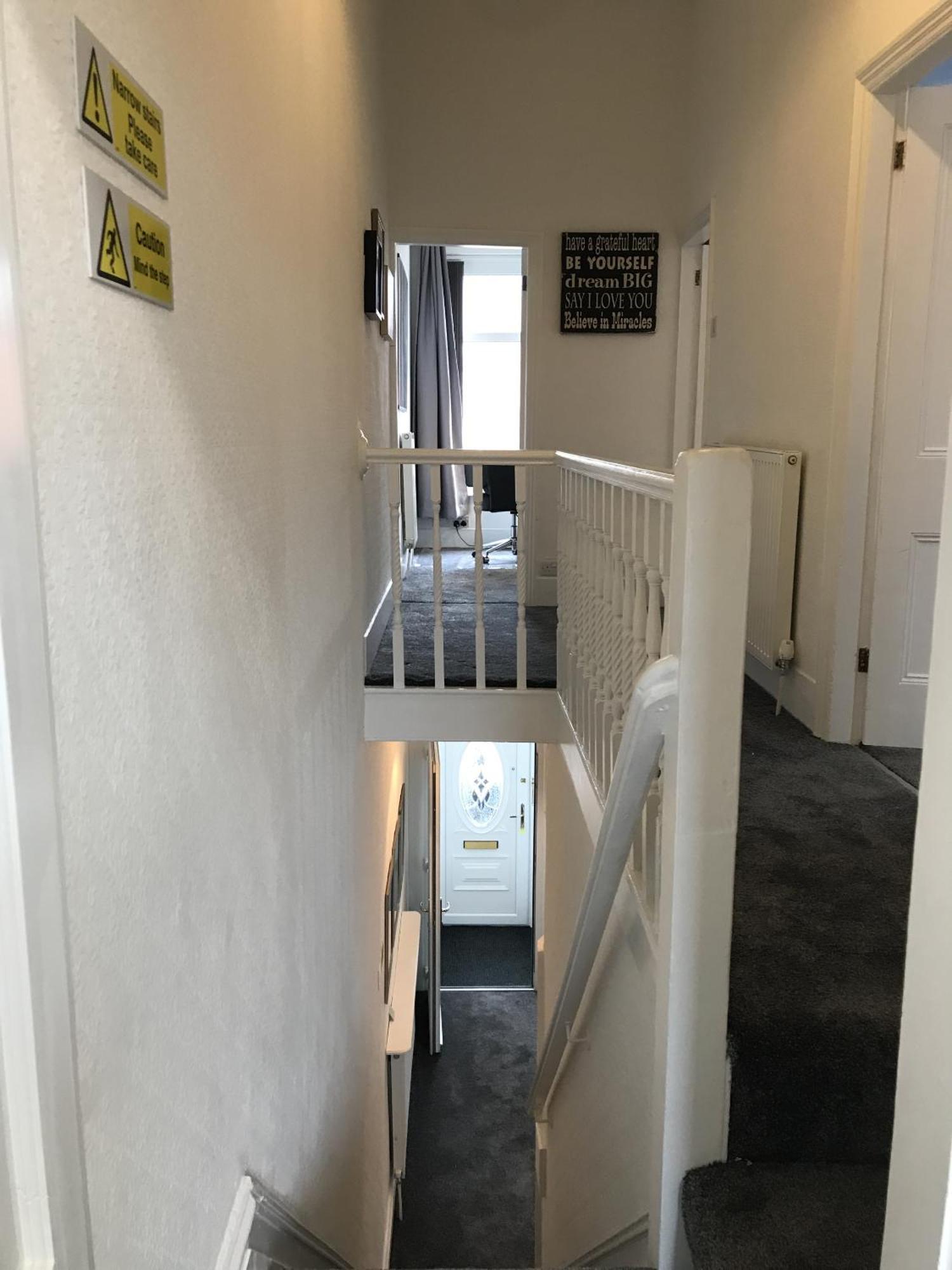 Bright Spacious 3-Bed With Office & Patio, Preston Preston  Kültér fotó